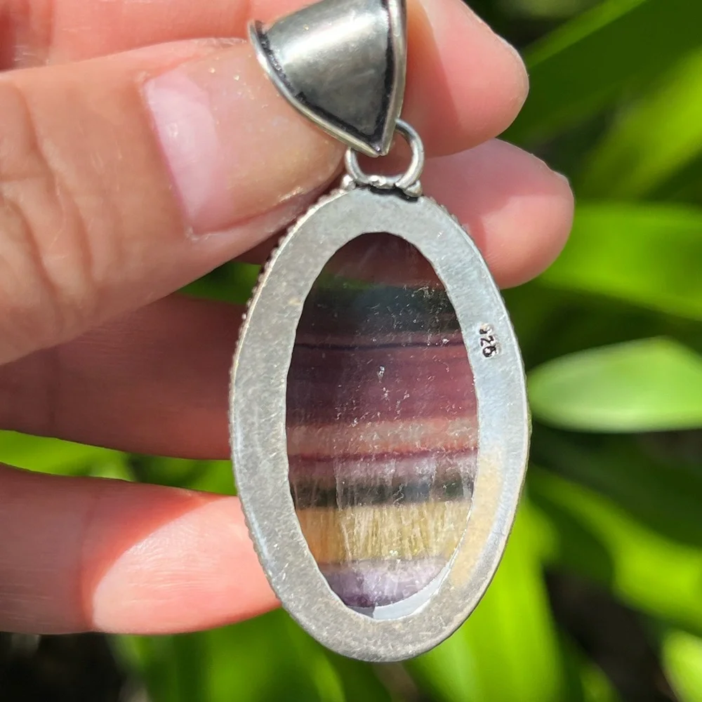 N/A material silver